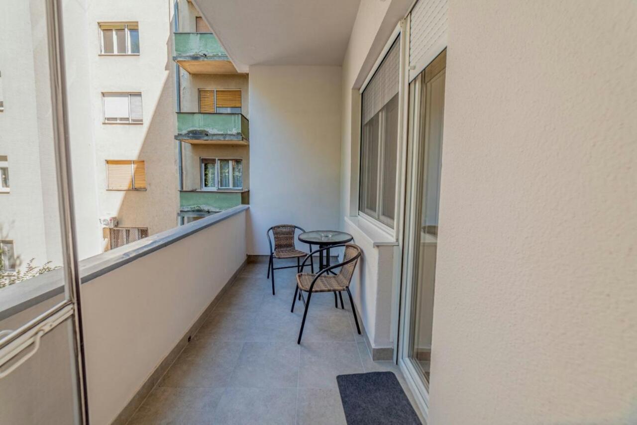 Apartman Danube Lux Novi Sad Exterior foto